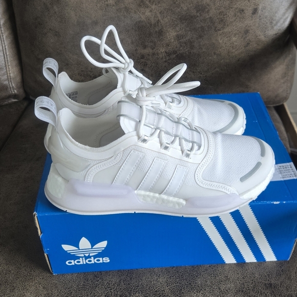 Adidas NMD V3 Womens - Picture 3 of 12